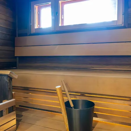 Kaisantien Apartment *