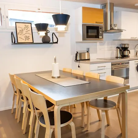 Kaisantien Apartment *