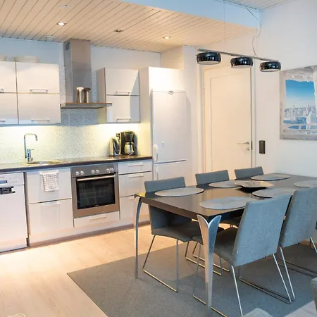 Apartment Kaisantien *